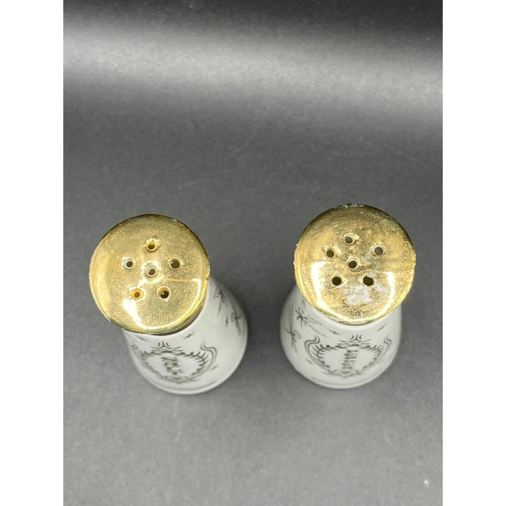 Vtg Blessing Grace Prayer White Gold Ceramic Salt‎ & Pepper Shakers 4